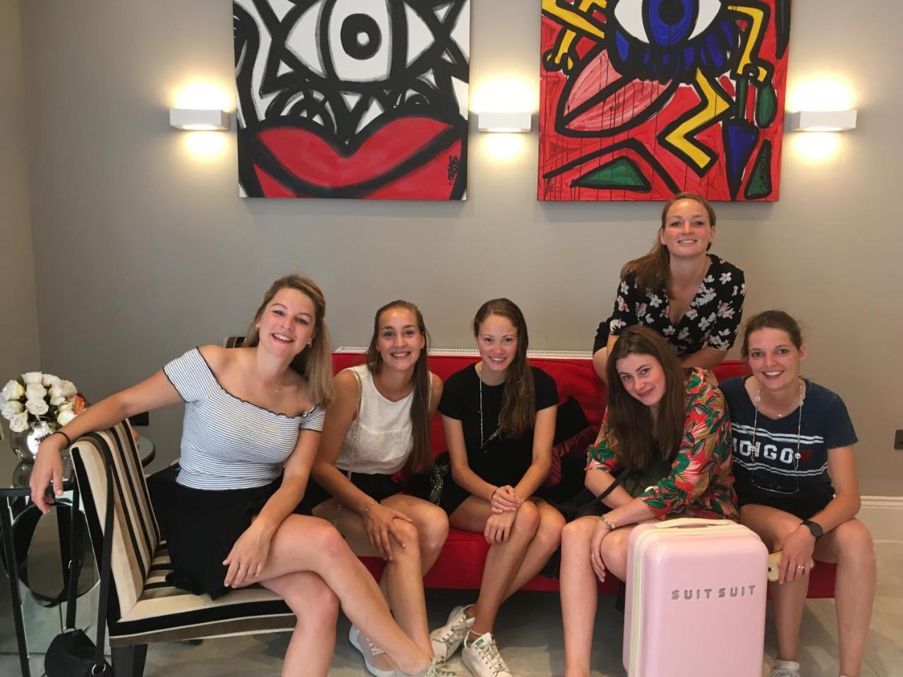 The Mornington Camden Female Only Hostel (Adults Only) Лондон Люди фото